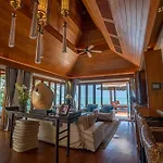 Upni Duniya - Luxury, Beachfront 9-Suites Villa