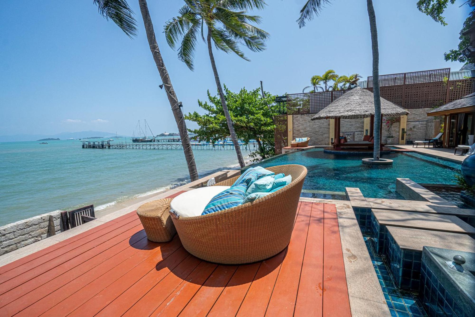 Upni Duniya - Luxury, Beachfront 9-suites Villa Bang Rak Beach (Koh Samui)